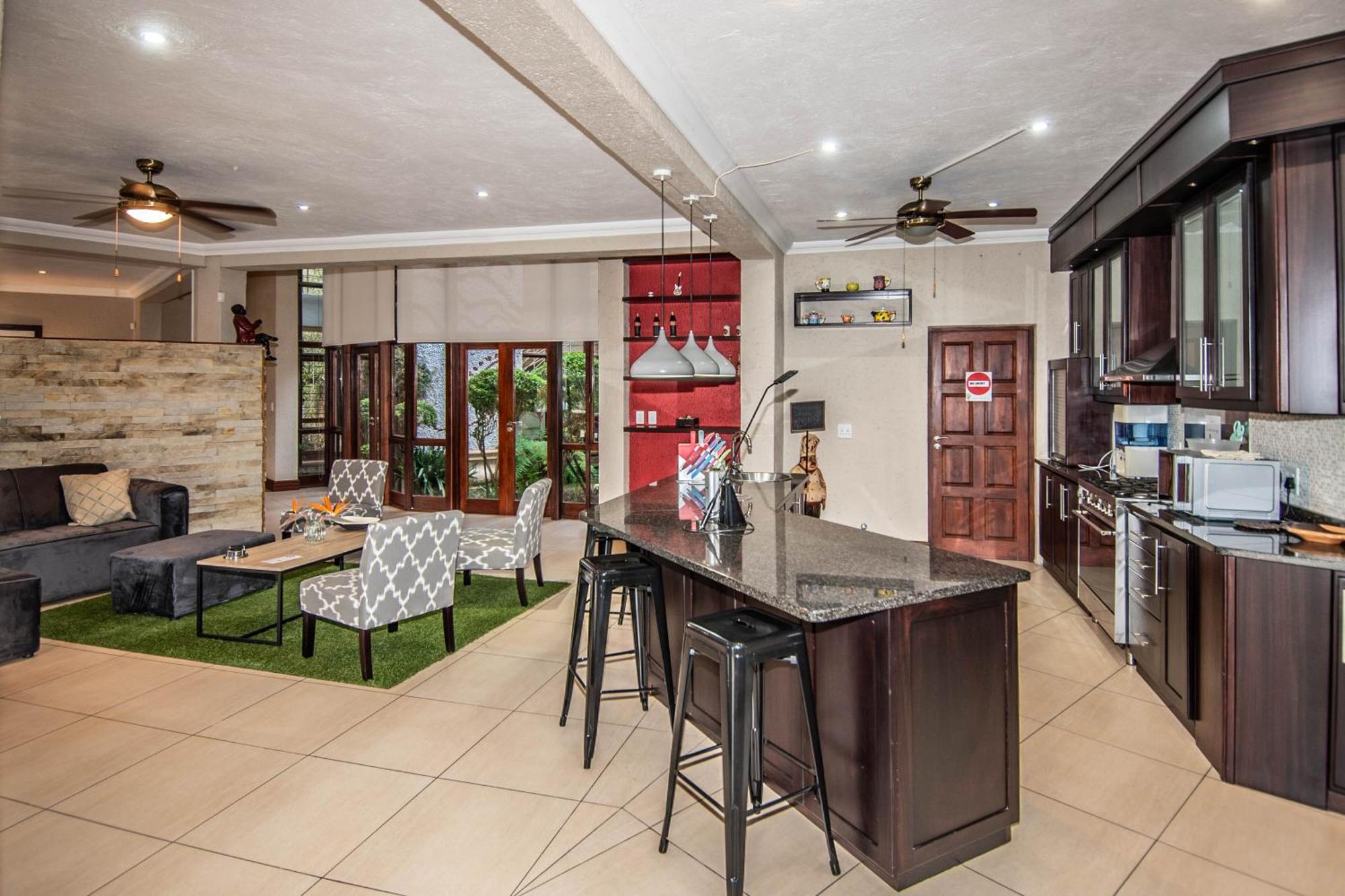 Hotel 7 Saint Andrew White River Esterno foto
