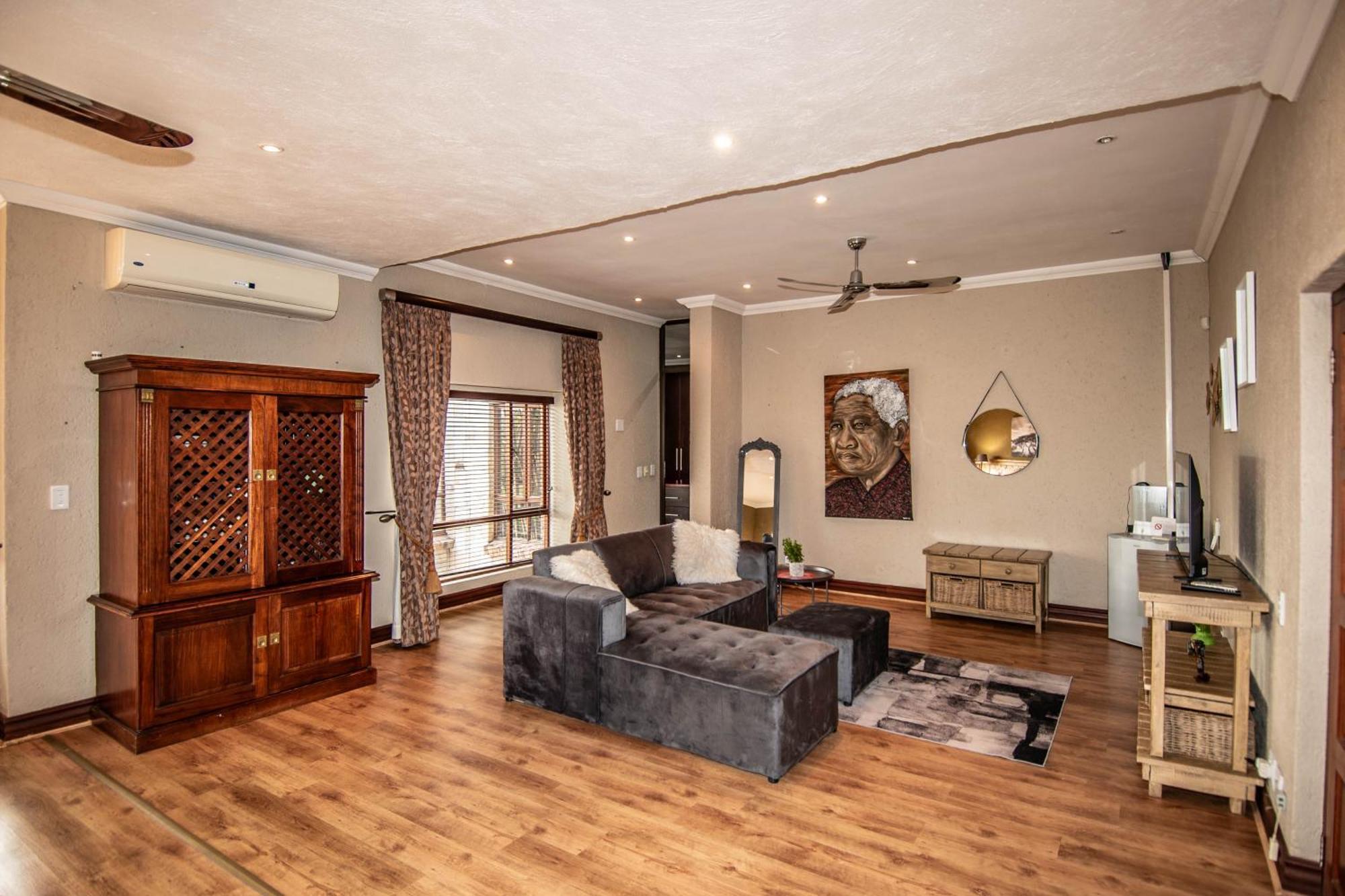 Hotel 7 Saint Andrew White River Esterno foto
